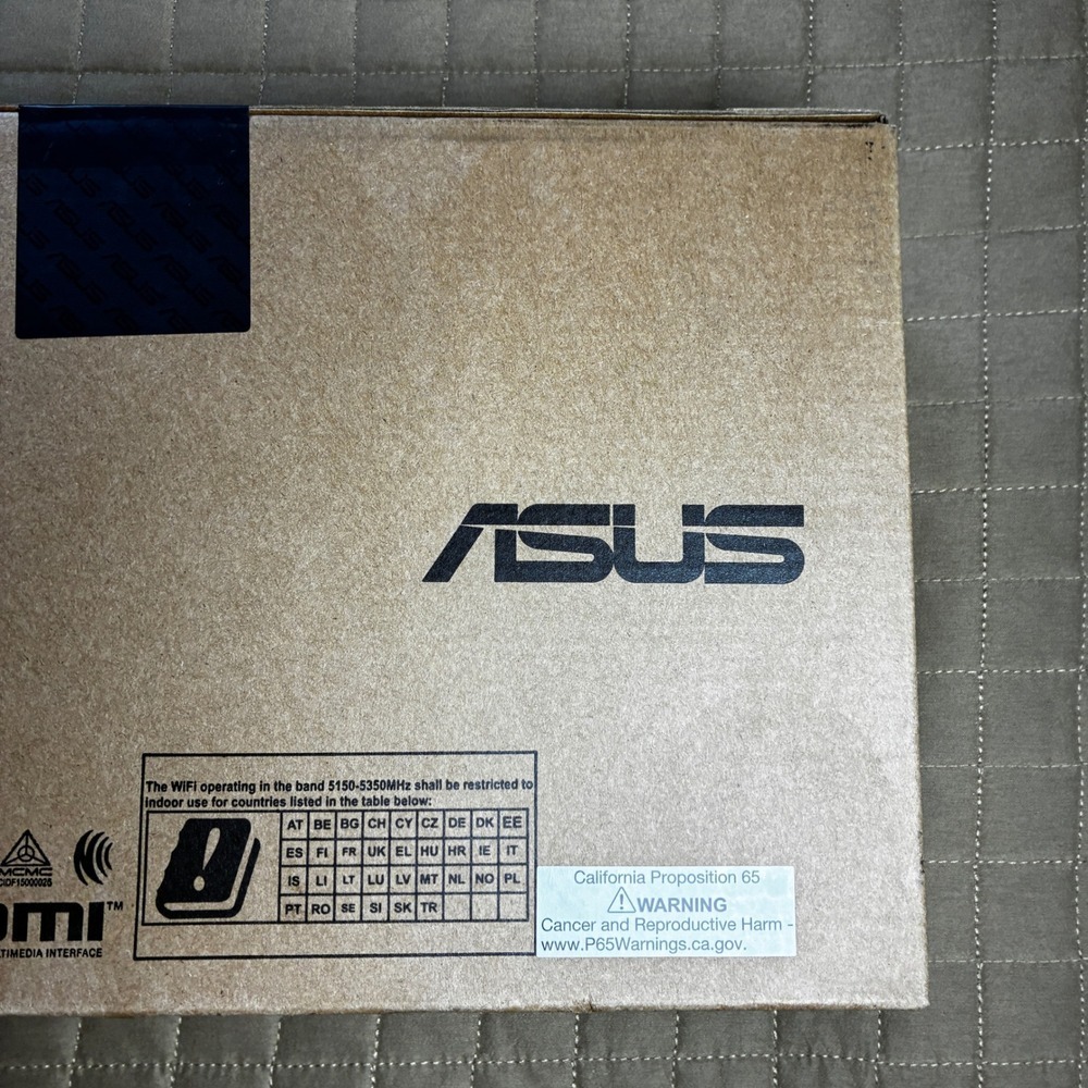 ASUS Chromebox 3 N017U Mini PC Intel Celeron 3865U 8GB RAM 32GB SSD ChromeOS New - Picture 8 of 12